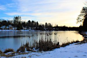 1047 N Lake Of The Pines Blvd