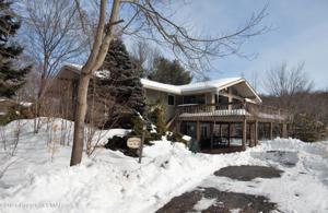 6248 Lakeview Drive