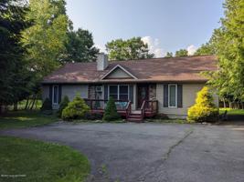429 Towamensing Trl