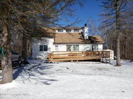 2281 Doe Dr