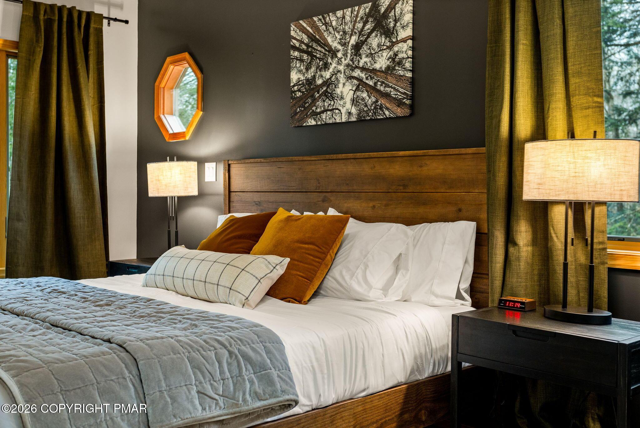 Image 3: Echoing Pines - 133