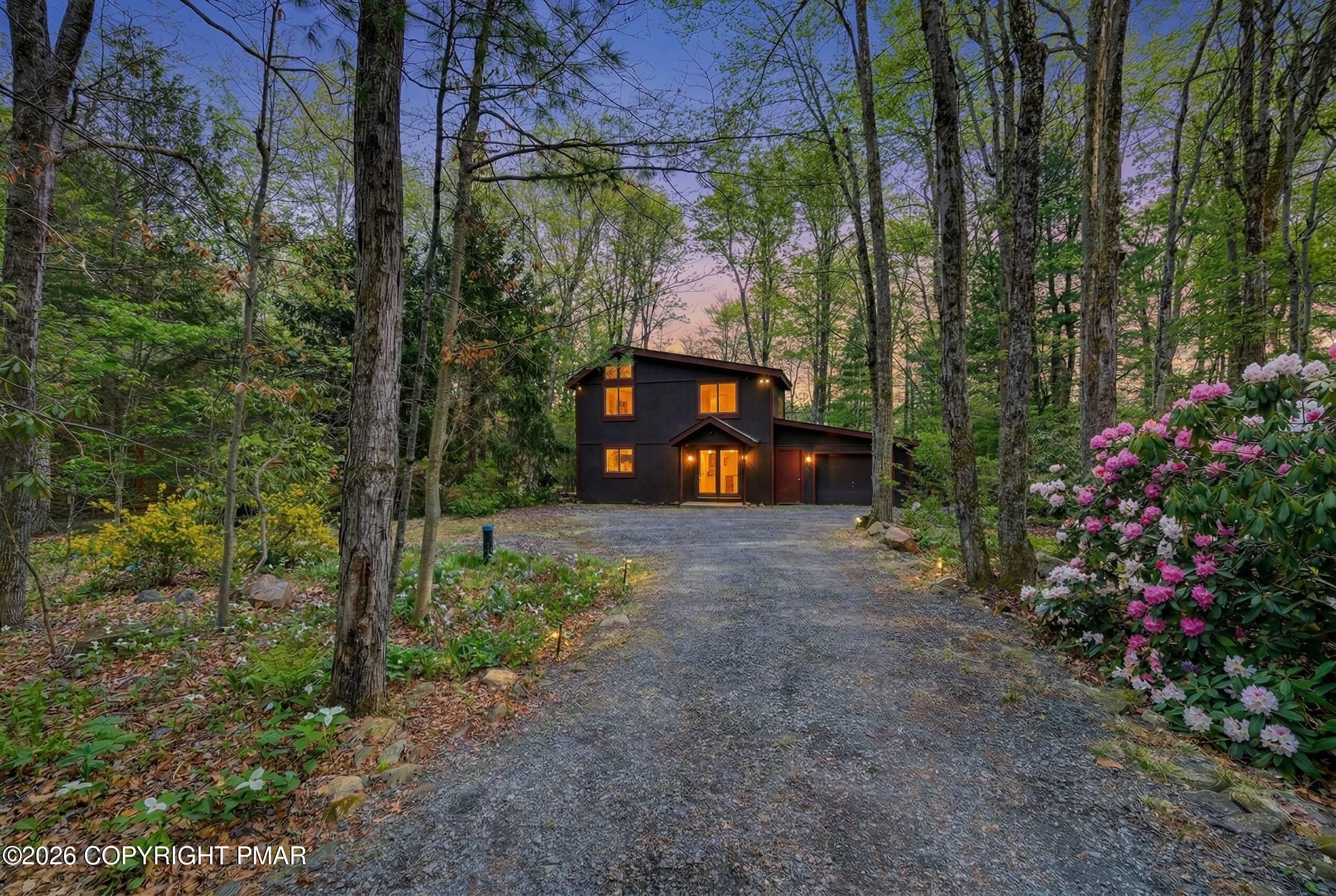 Image 3: 6174 Lakeview Drive