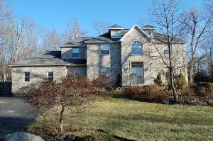 160 Escoll Dr
