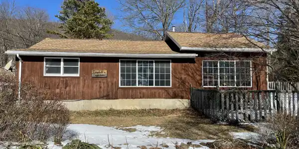 9002 Robinhood Drive