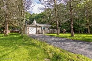 444 Mountain Road