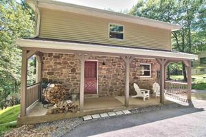 27 Pineknoll Dr