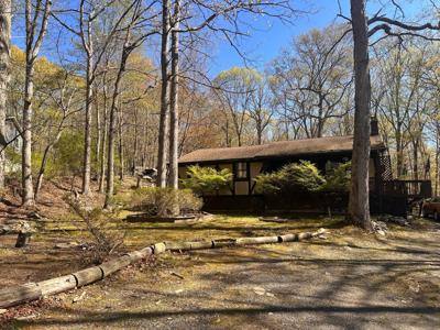 3195 Dogwood Te Terrace