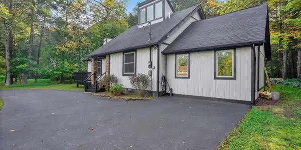 5266 Beechwood Road