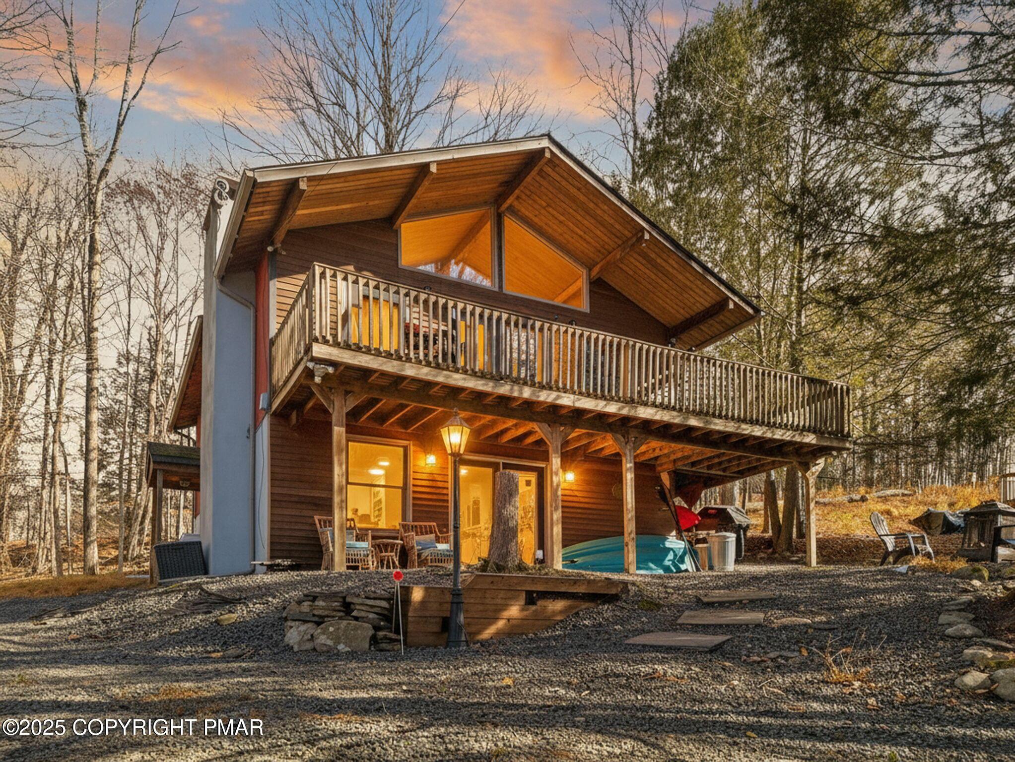 Image 2: Twilight view