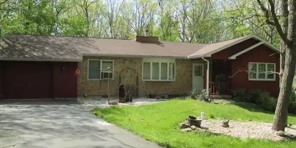 31 Midway Dr