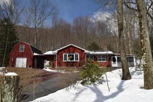 371 Lake Dr