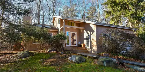 115 Woodbury Drive