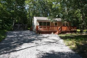 135 Marthas Ln