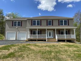 1303 Glade Dr