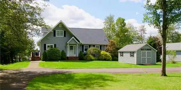 291 Bear Creek Lake Dr
