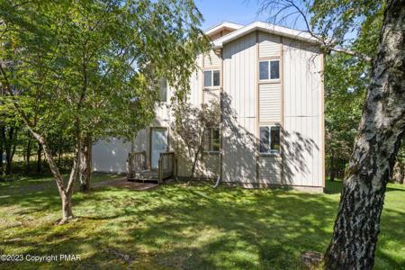 235 COLONIAL Terrace
