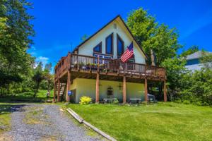 3104 W Clover Ct