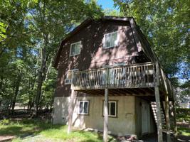 764 Clubhouse Dr