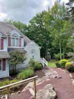 3 Beachwood Ct