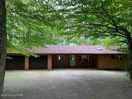 59 E Lake Dr