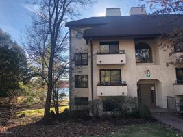 39 Midlake Dr 102F