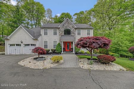 6311 Woodbine Lane