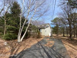 68 Markham Way