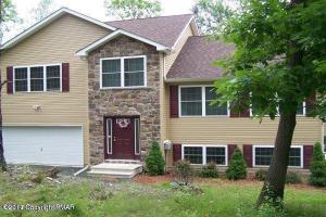 2411 Woodcrest Dr