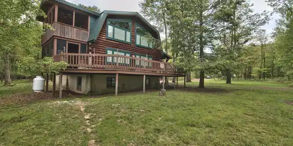 93 Bluejay Dr