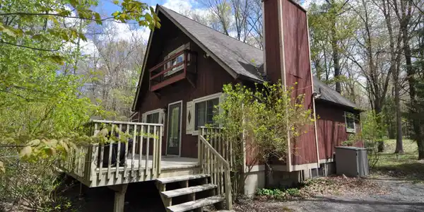 214 Piney Woods Dr
