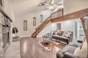 85 Lucretius Trail