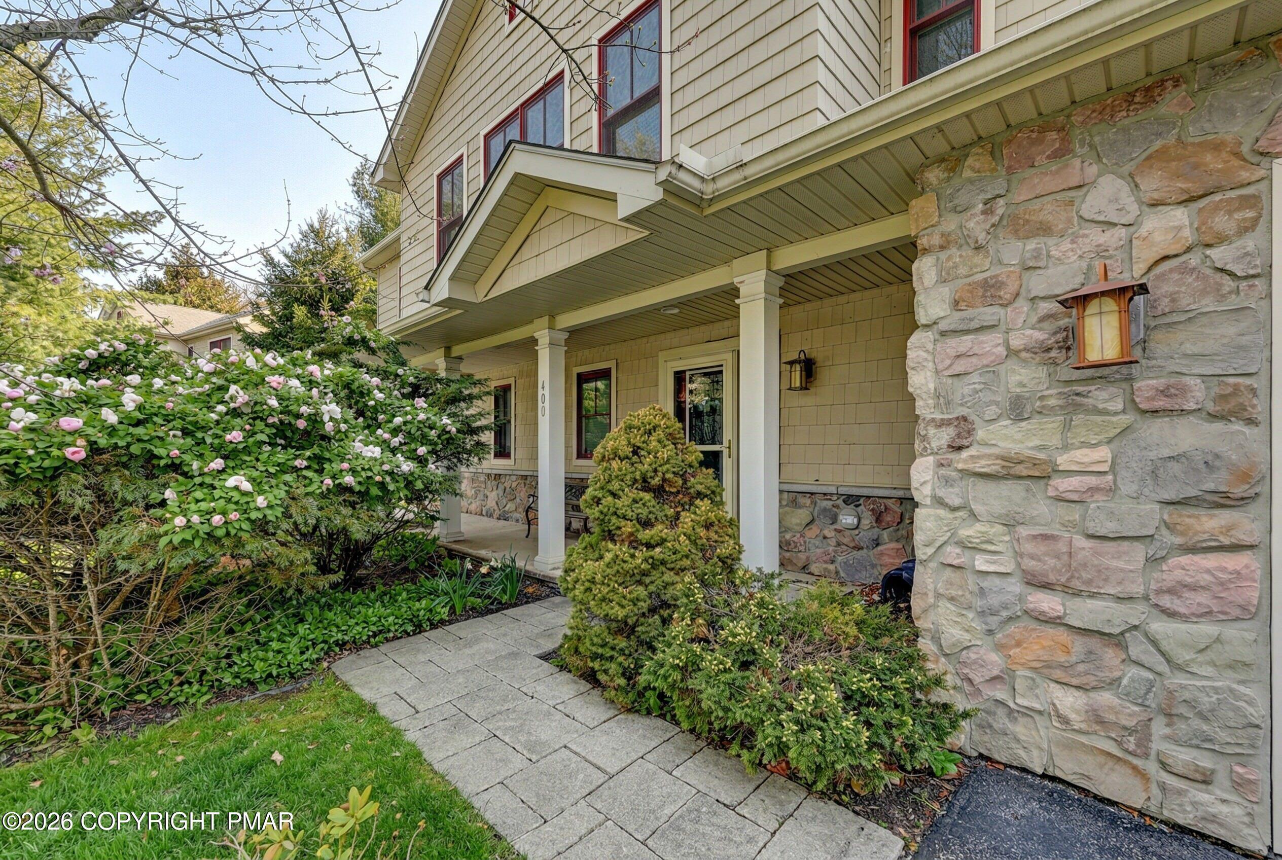 Image 4: 265 Longview Dr Spring Front Entry