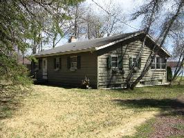 7614 Lake Shore