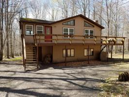 81 Livingston Ln