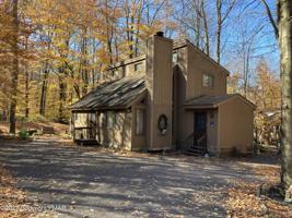 209 Farmers Ln