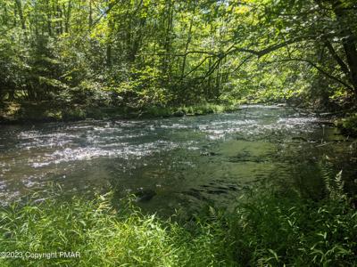 1428 South Lehigh River Dr