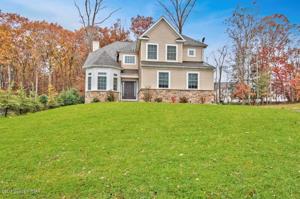 912 Astilbe Way