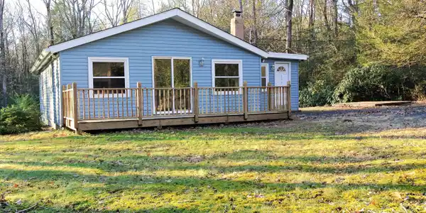 138 Lower Valley Dr