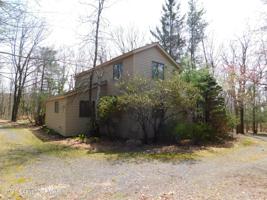 14 Arciel Dr