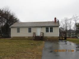 742 Lakeview Dr