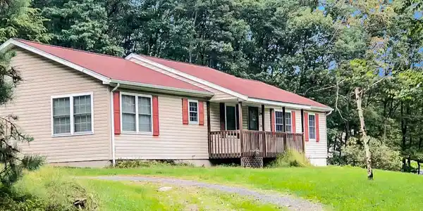 1222 Scenic Dr