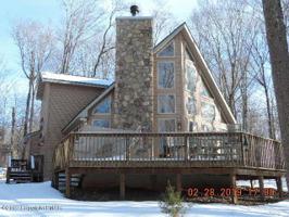 112 Lake Dr East