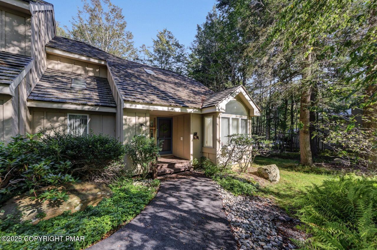 Image 2: 612 Uncas Ln 01 Large