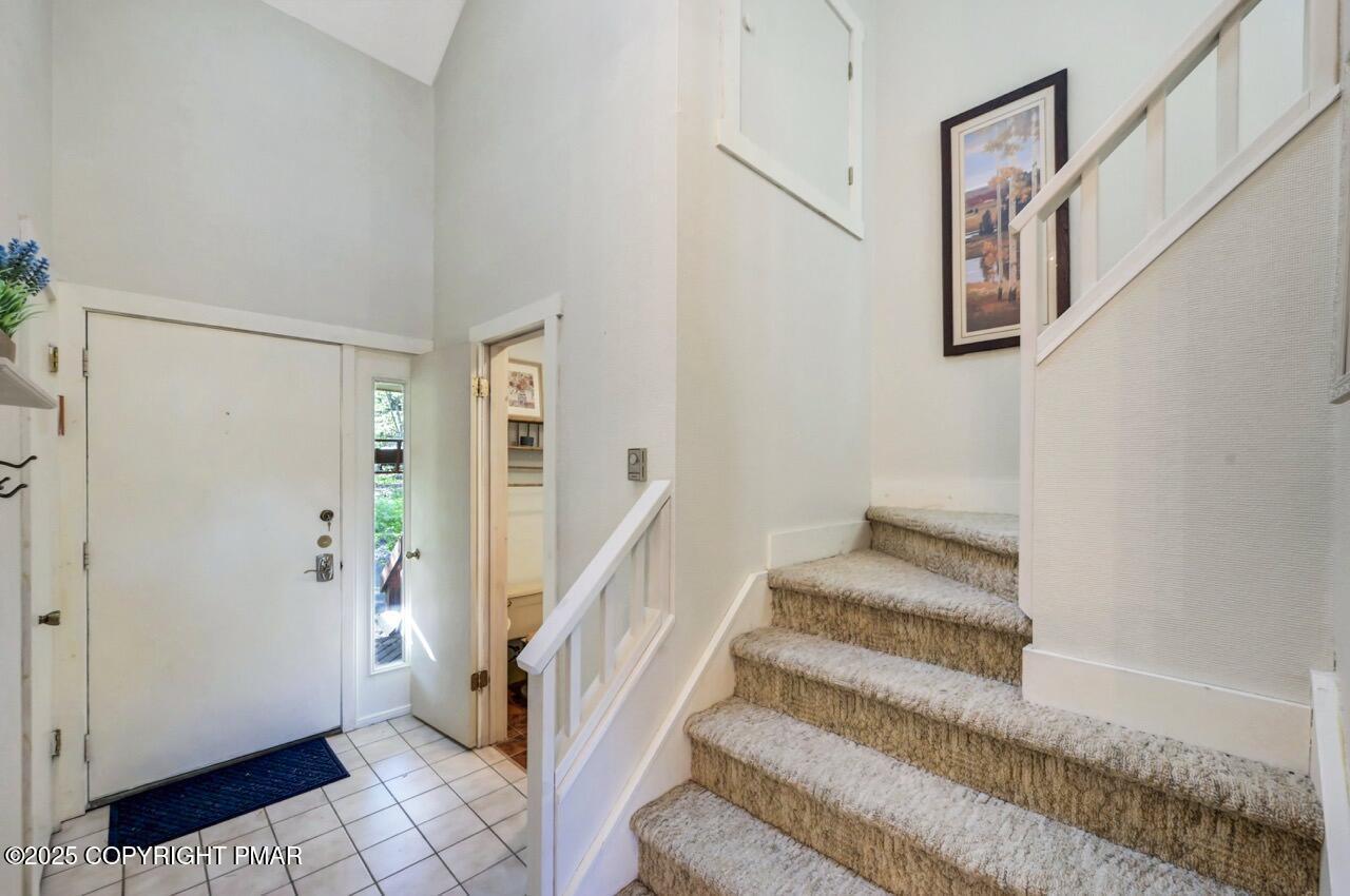 Image 3: 612 Uncas Ln 05 Large