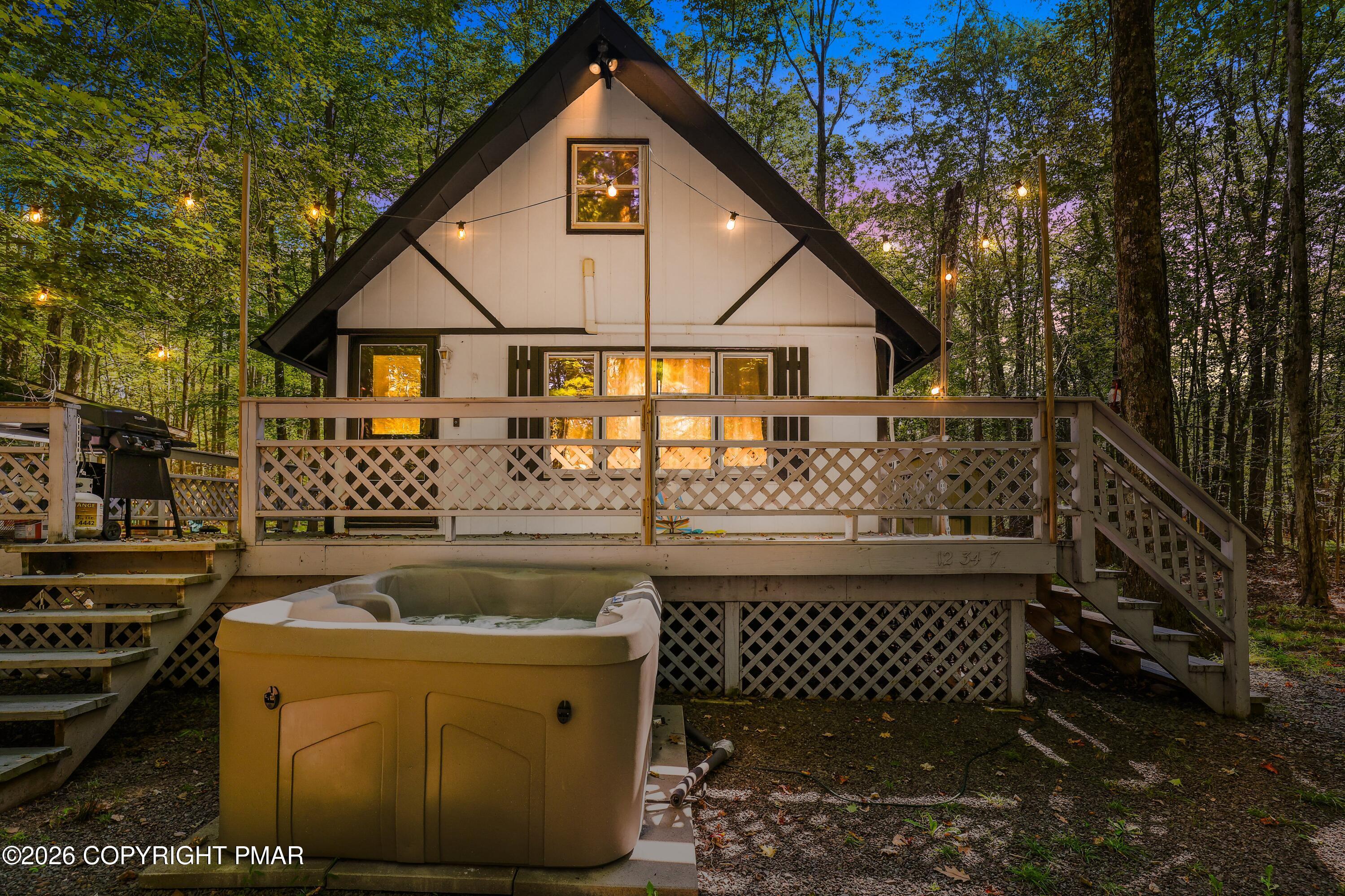 Image 2: RBR59626_dusk