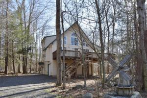 5131 Winamac Dr