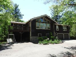 109 Pilgrim LN