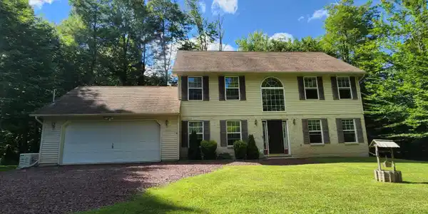 5249 Beechwood Rd