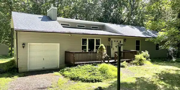 68 Hawthorne Drive