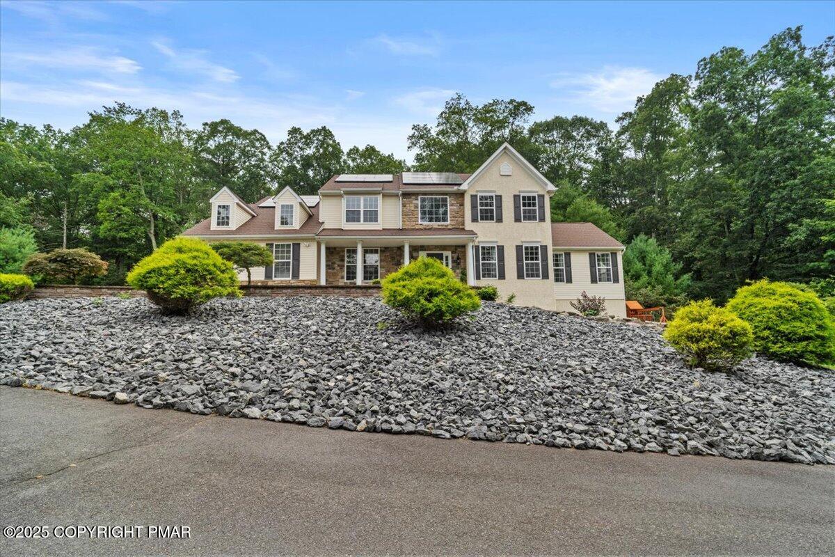 Image 4: 142 Daffodil Dr